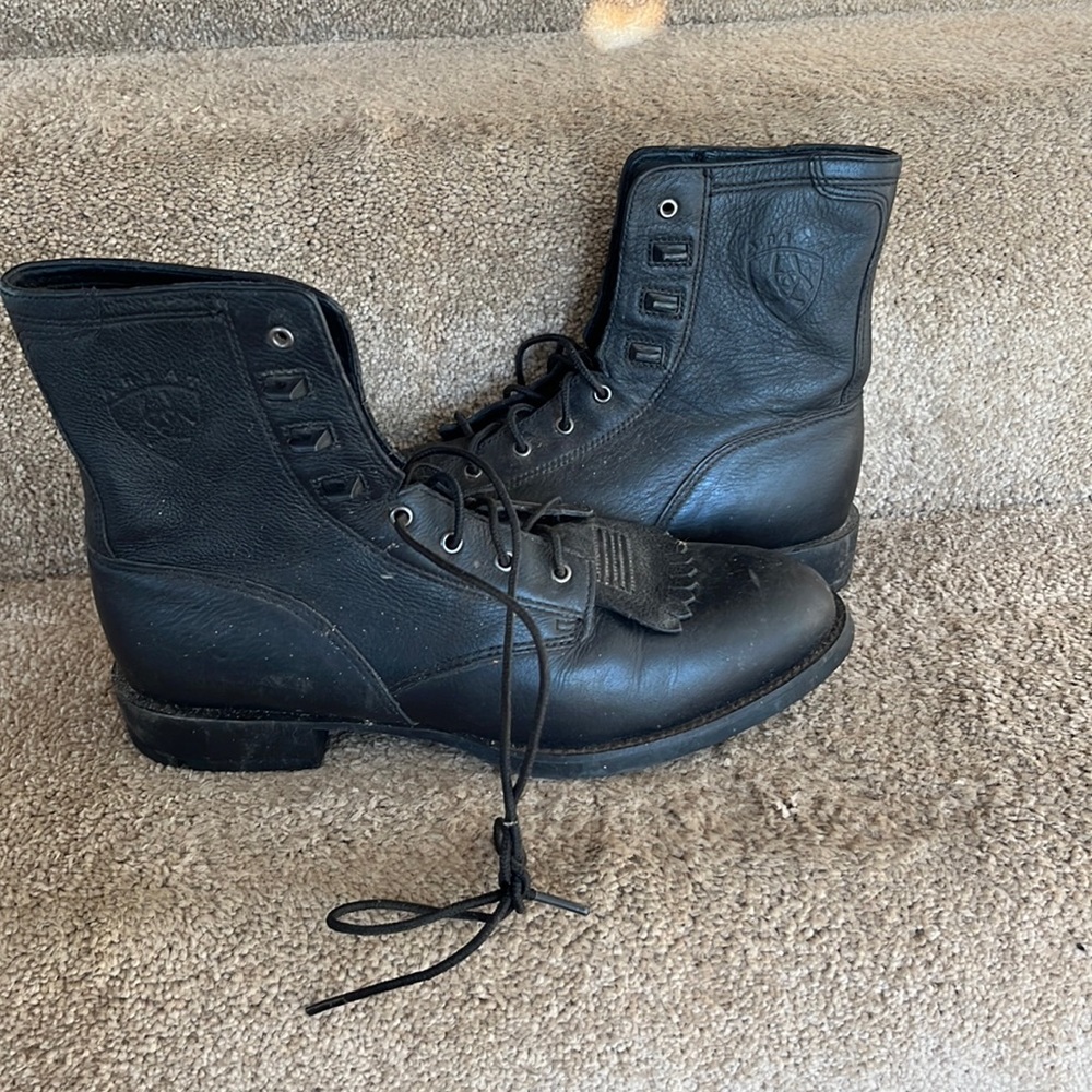 Ariat paddock lace up boots New!